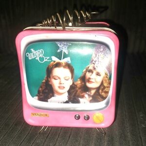 Vintage Vandor Collectible Wizard Of Oz Tin